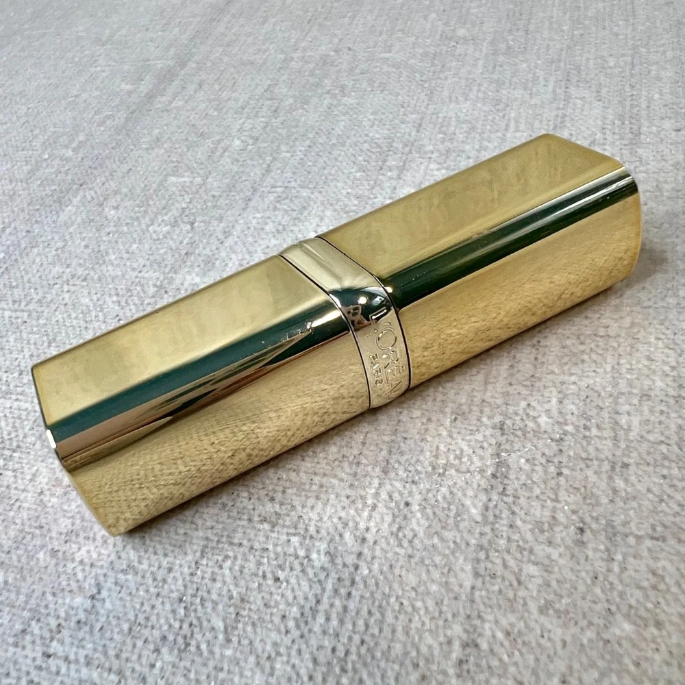 ❤️3 for $25❤️ L'Oreal Paris Colour Riche Lipstick in Mauved